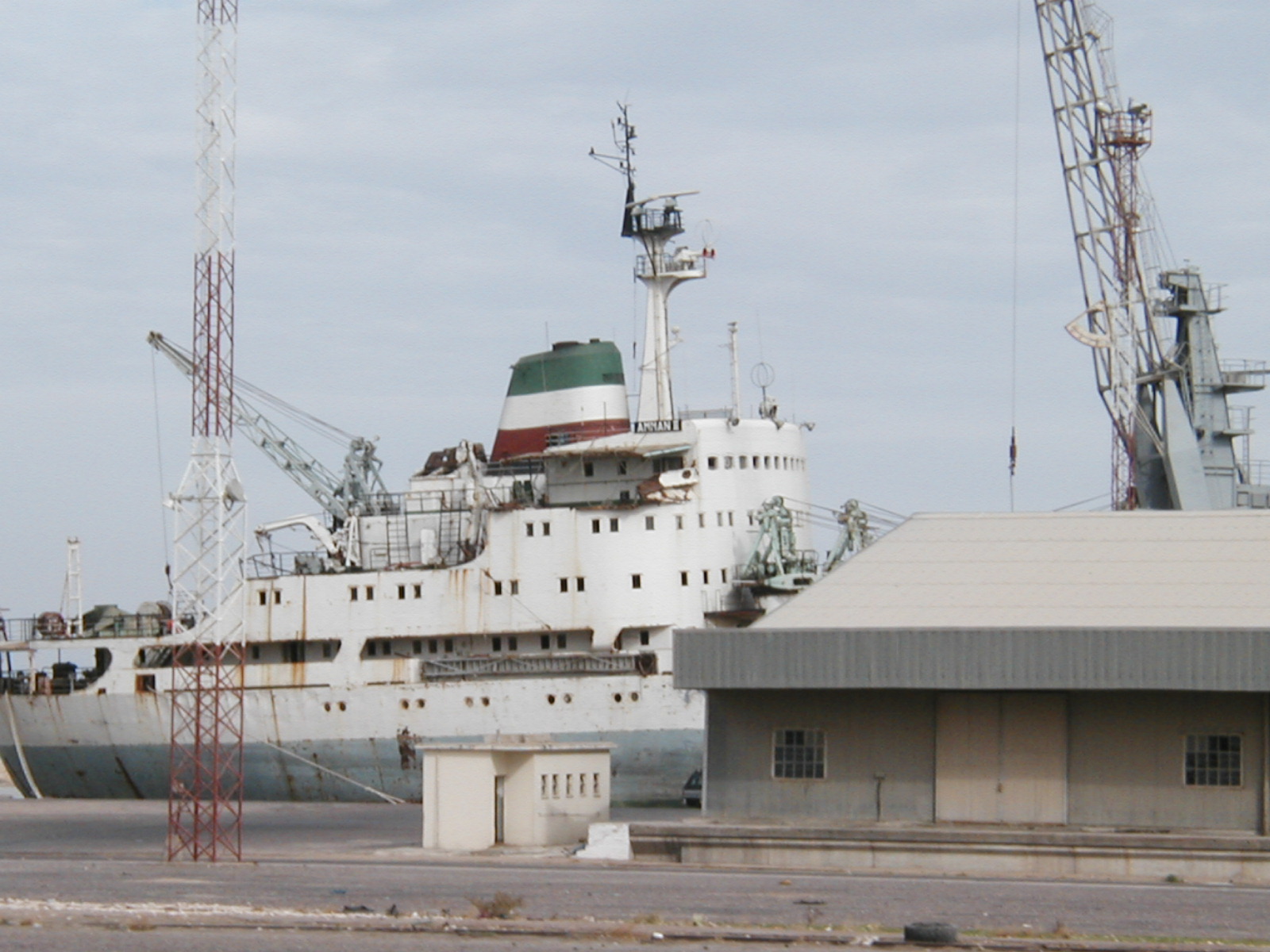 Ship 4
