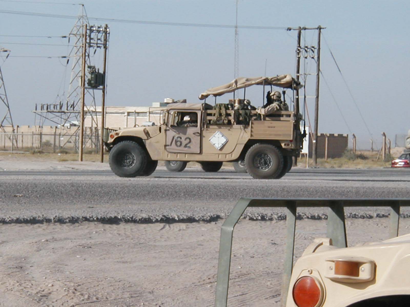 humvee1.jpg