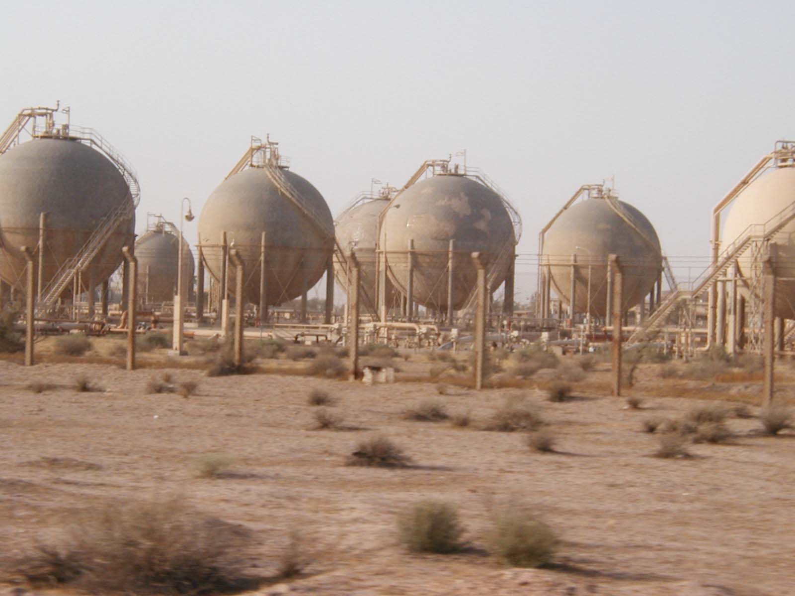 Refinery05