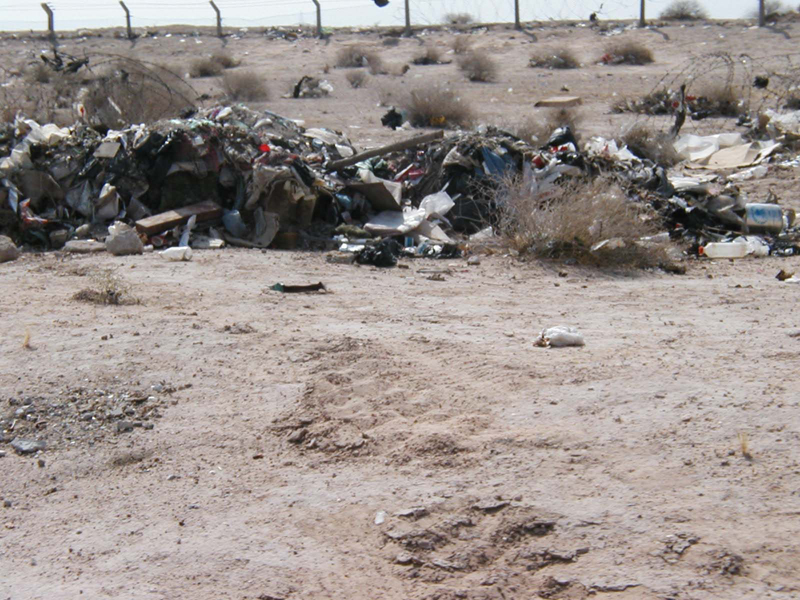 Trash03