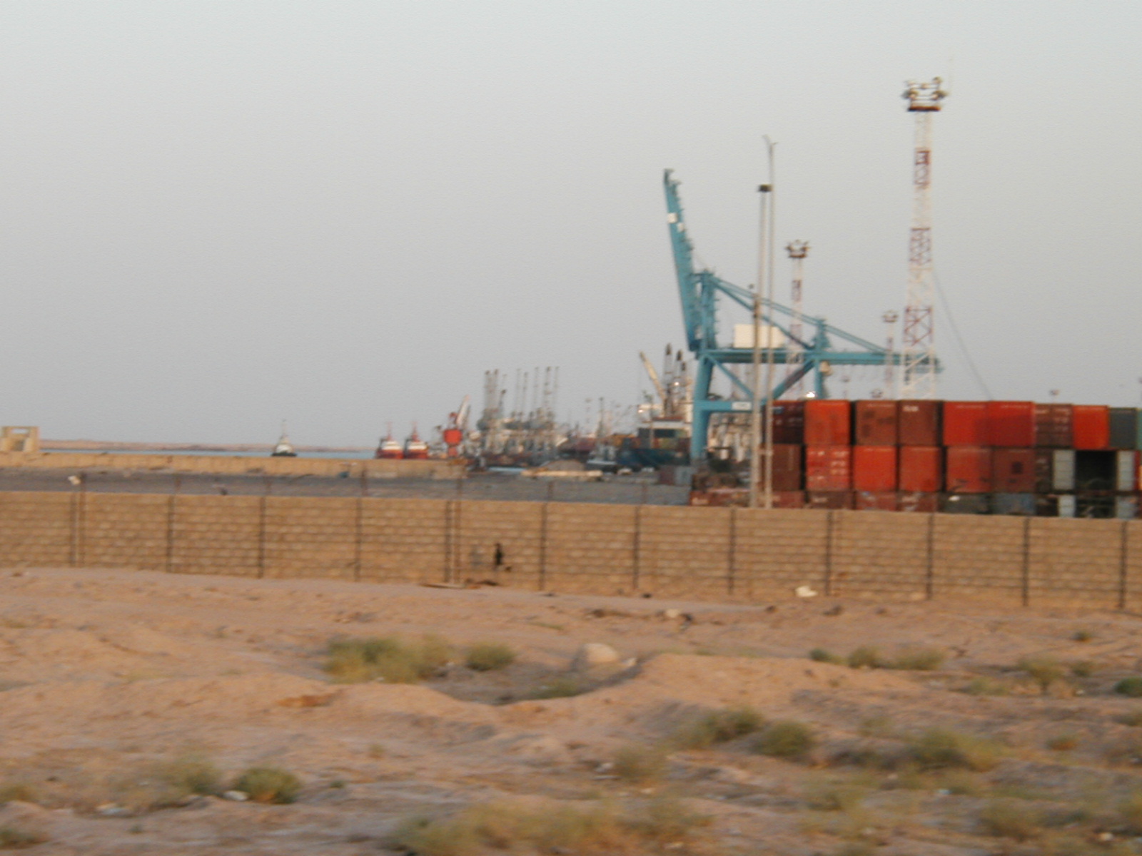 Port wall1