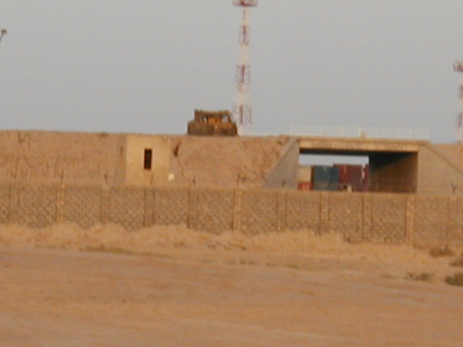 Port wall4